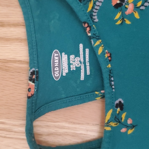 3 girls Old Navy dresses - Picture 9 of 9